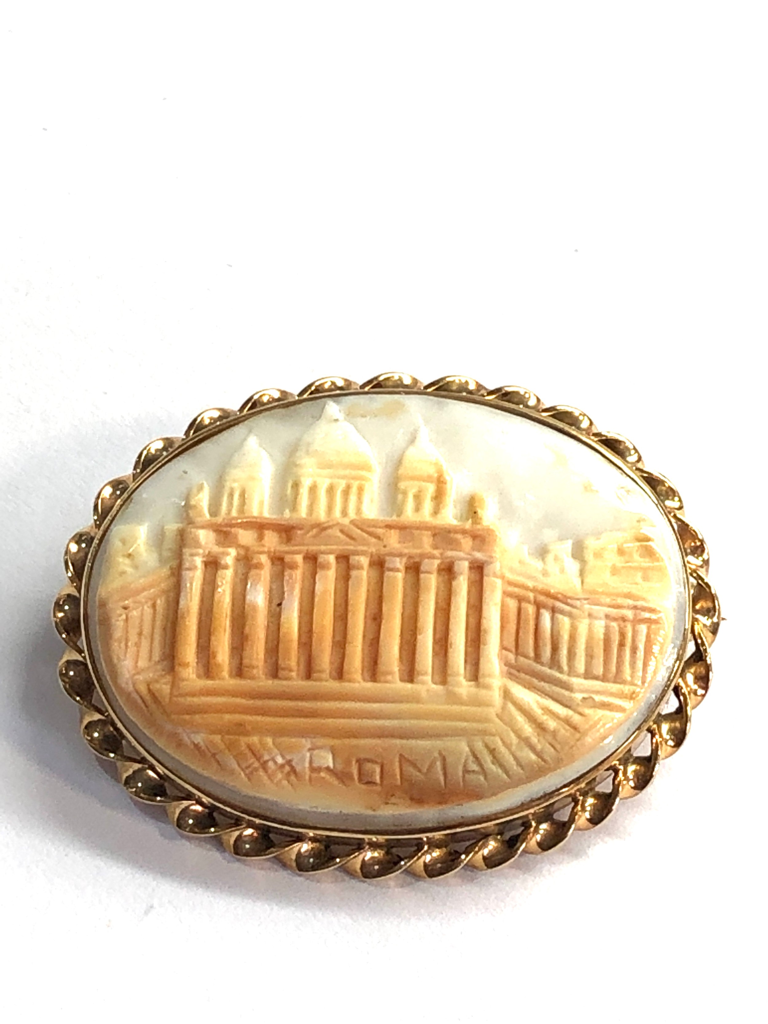 Antique 9ct Gold cameo brooch (11g) measures approx 4.2cm by 3.5cm