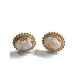 9ct gold cameo earrings 2.2g