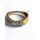 9ct gold diamond ring weight 2.2g 0.10ct diamonds split shank
