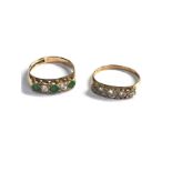 2 x 9ct gold stone set rings inc. emerald (3.8g)