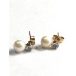9ct gold pearl & diamond earrings weight 1.2g