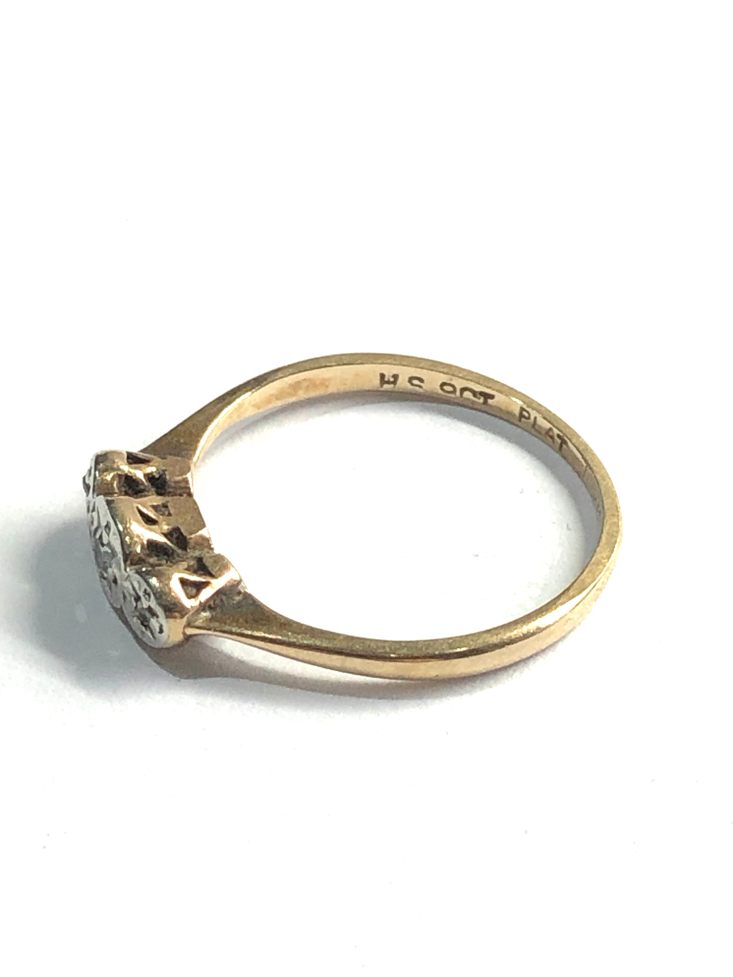 9ct gold diamond ring weight 1.3g - Image 2 of 3