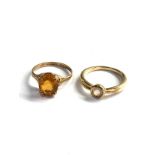 2 x 9ct gold vintage gemstone solitaire rings inc. citrine & quartz (4.5g)