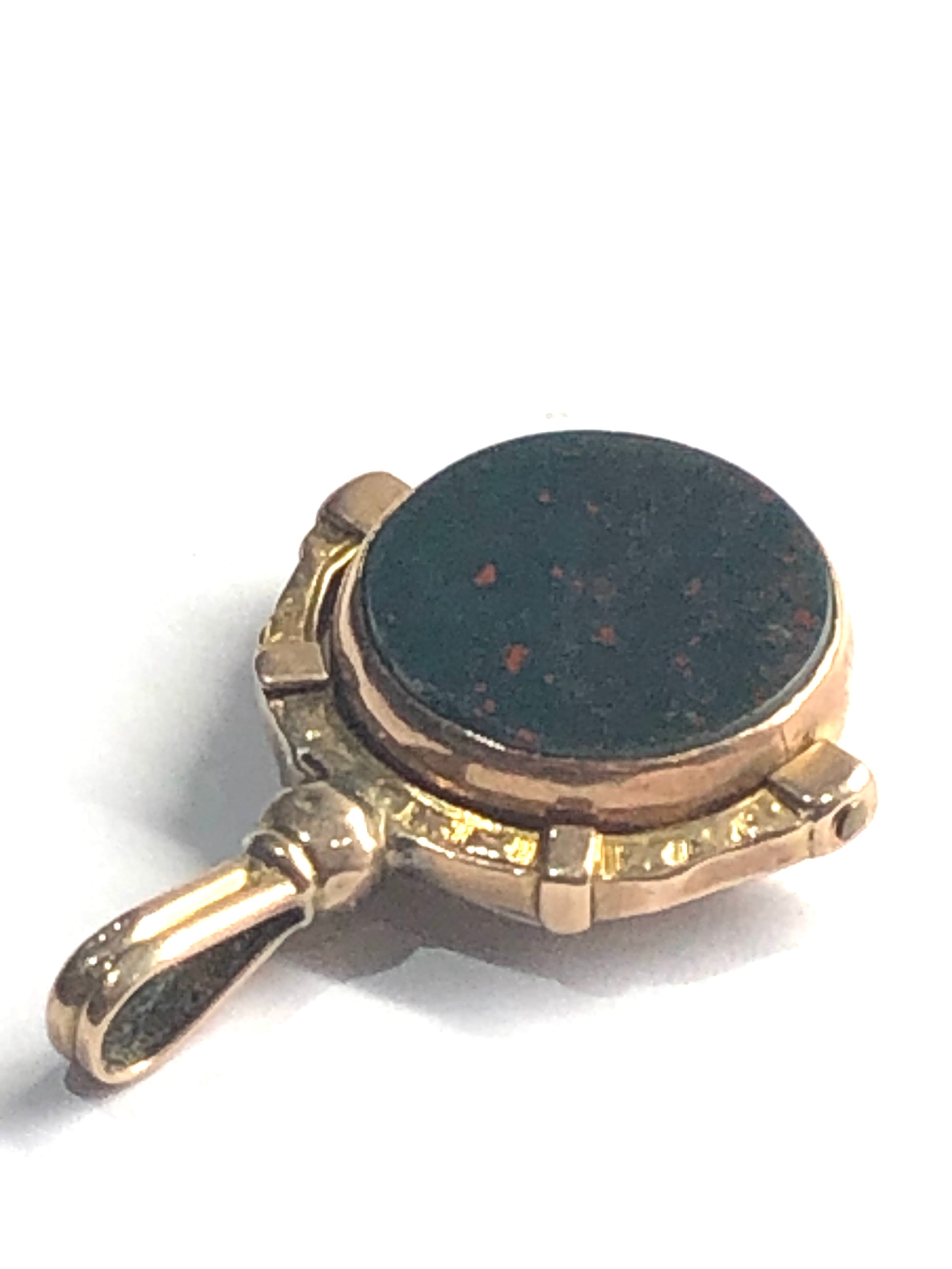 Antique 9ct gold agate swivel fob 6.2g