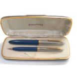 Boxed vintage 14ct gold nib Sheaffers pen & pencil