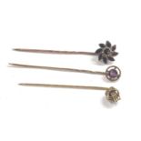 3 antique gold stick pins weight 2.9g