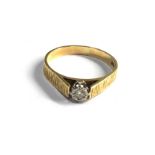 18ct gold vintage diamond solitaire ring (3.5g)