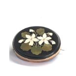 Antique 9ct gold framed pietra dura brooch measures approx 4cm by 3.5cm