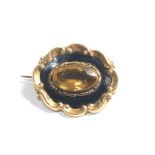 9ct gold antique citrine & onyx inscribed mourning brooch (7.8g)