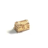 9ct gold articulated casket charm weight 3.7g