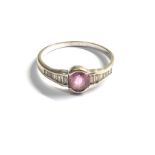18ct white gold vintage pink sapphire & diamond dress ring (2.1g)