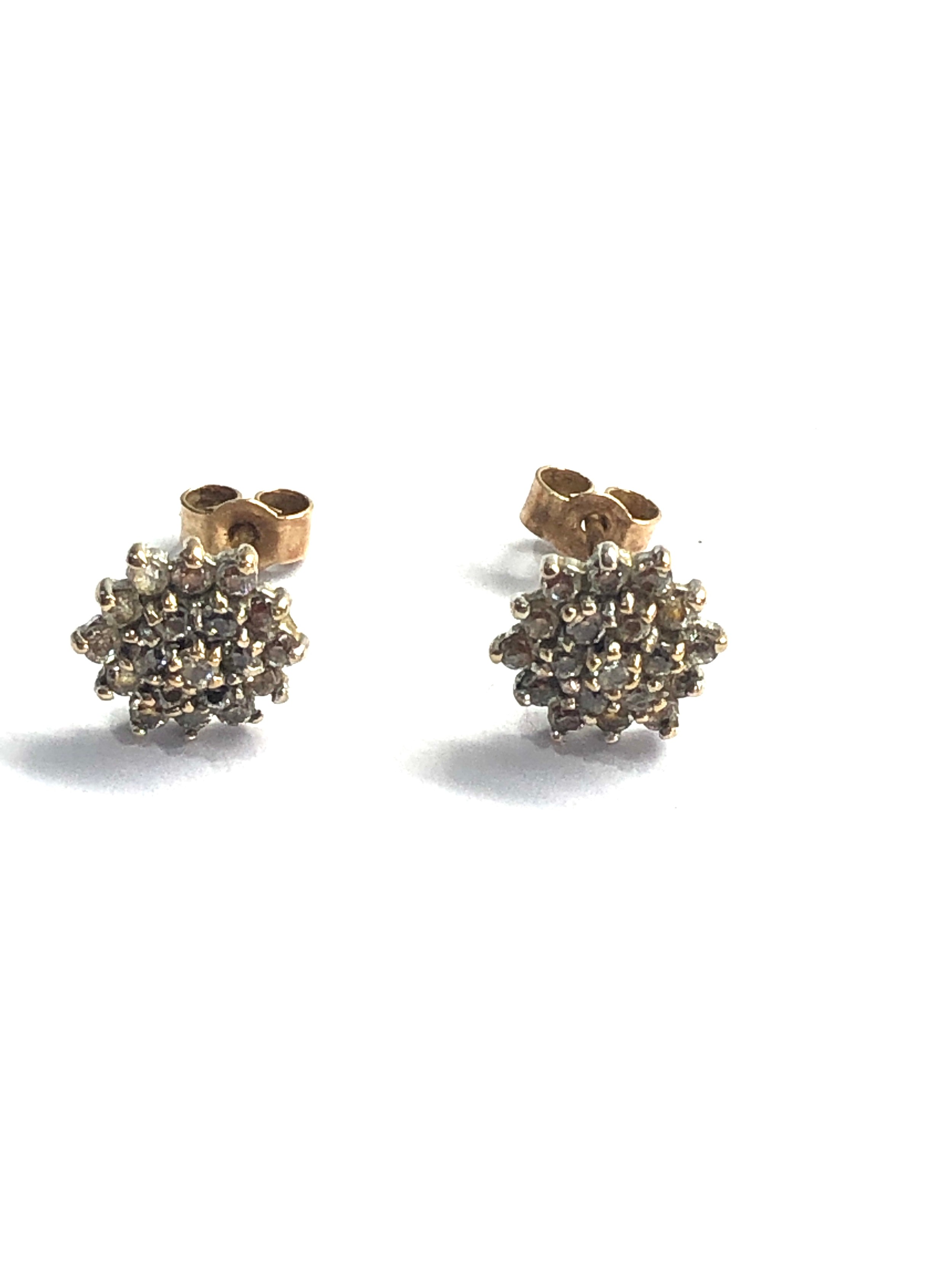 9ct gold diamond earrings weight 1.3g 0.25ct diamonds
