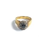 18ct gold vintage sapphire & diamond halo ring (4.3g)