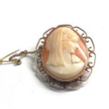 9ct gold framed carved shell cameo brooch (10.2g)