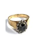 9ct gold sapphire & diamond cluster ring (5.1g)