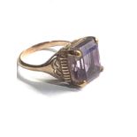 9ct gold amethyst cocktail ring (5.9g)