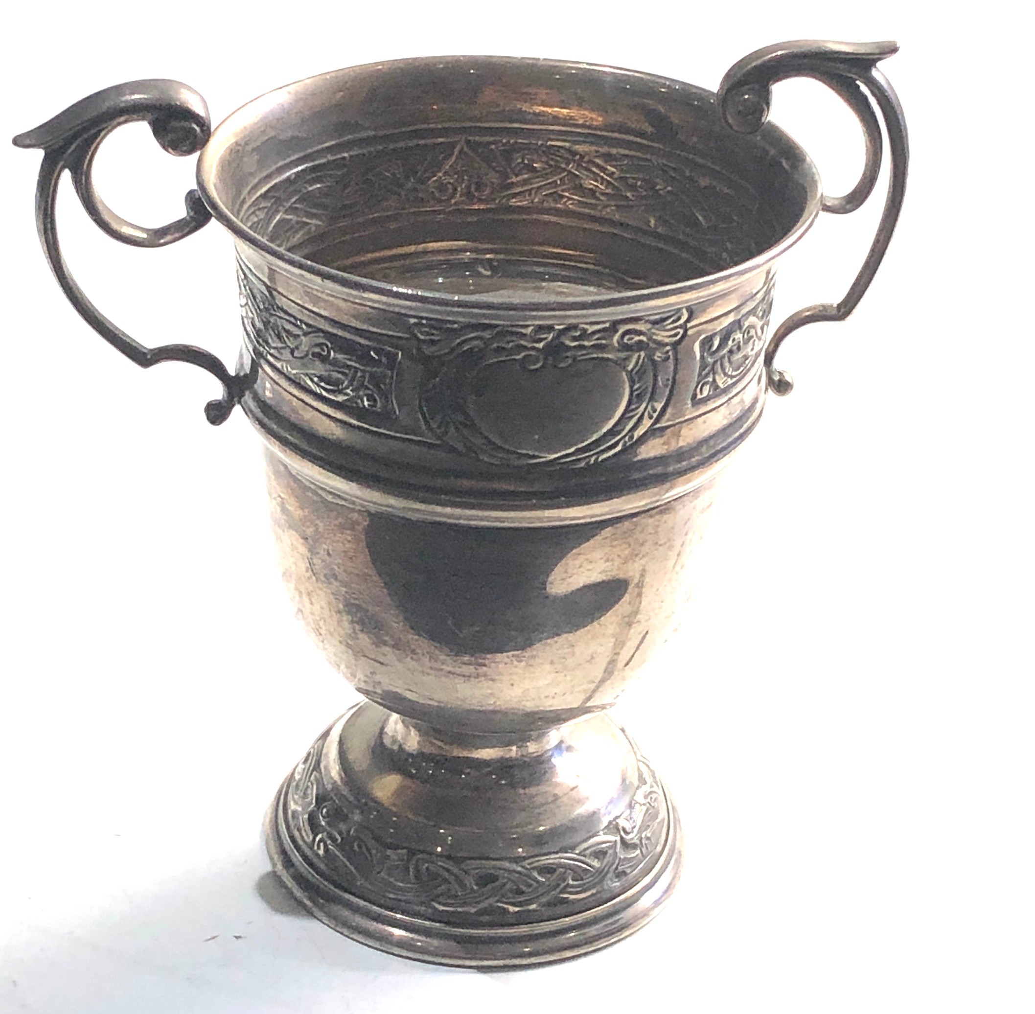 Irish Silver twin handled cup measures approx 12cm tall 8cm dia weight 136g