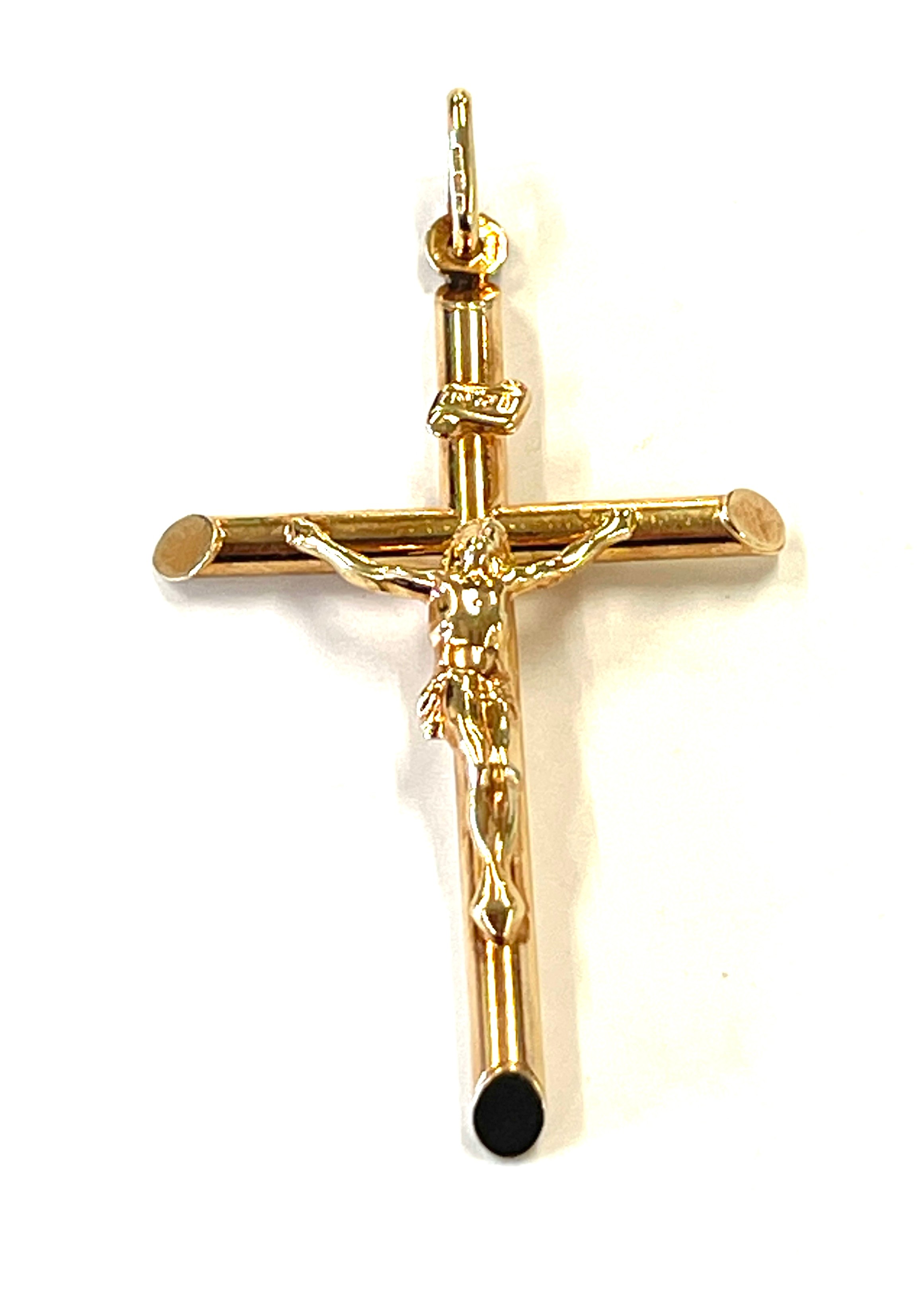 9ct gold detailed crufix /cross, approximate weight 2g