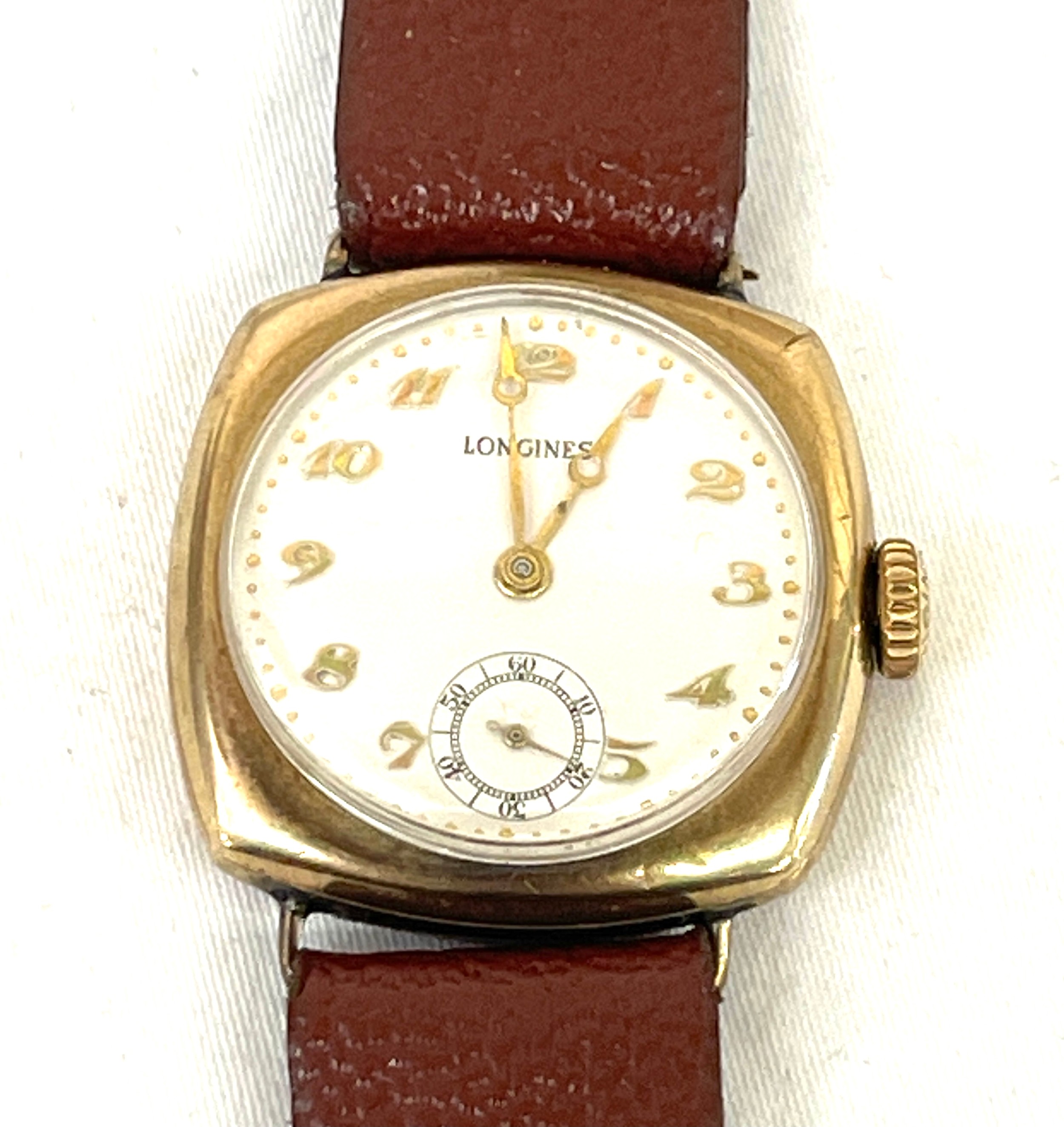 Gents hallmarked 9ct gold Longines wristwatch, leather strap, watch untested