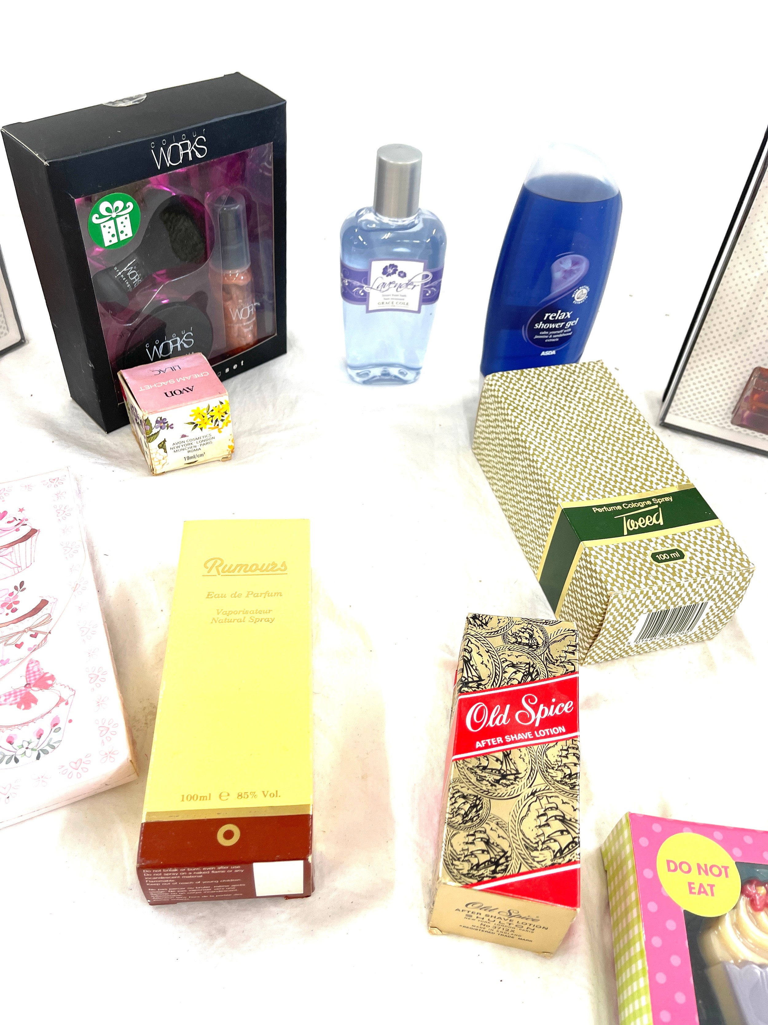 Selection of new boxed toiletries - Image 3 of 8