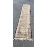 Vintage hall runner / rug, approximate measurements: Length 118 inches, Width 25.5 inches