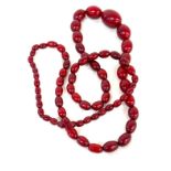 Cherry amber style vintage necklace, no streaks