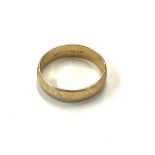 9ct gold wedding band, approximate weight 2g