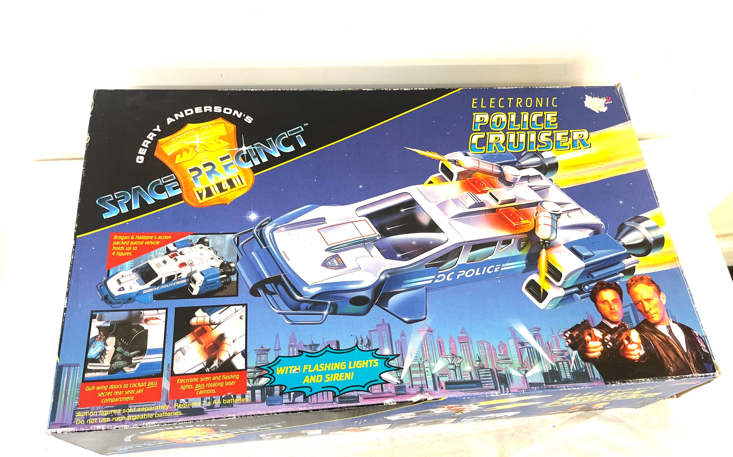 Gerry Anderson Space precinct electronic space police cruiser, annual book - Image 3 of 3