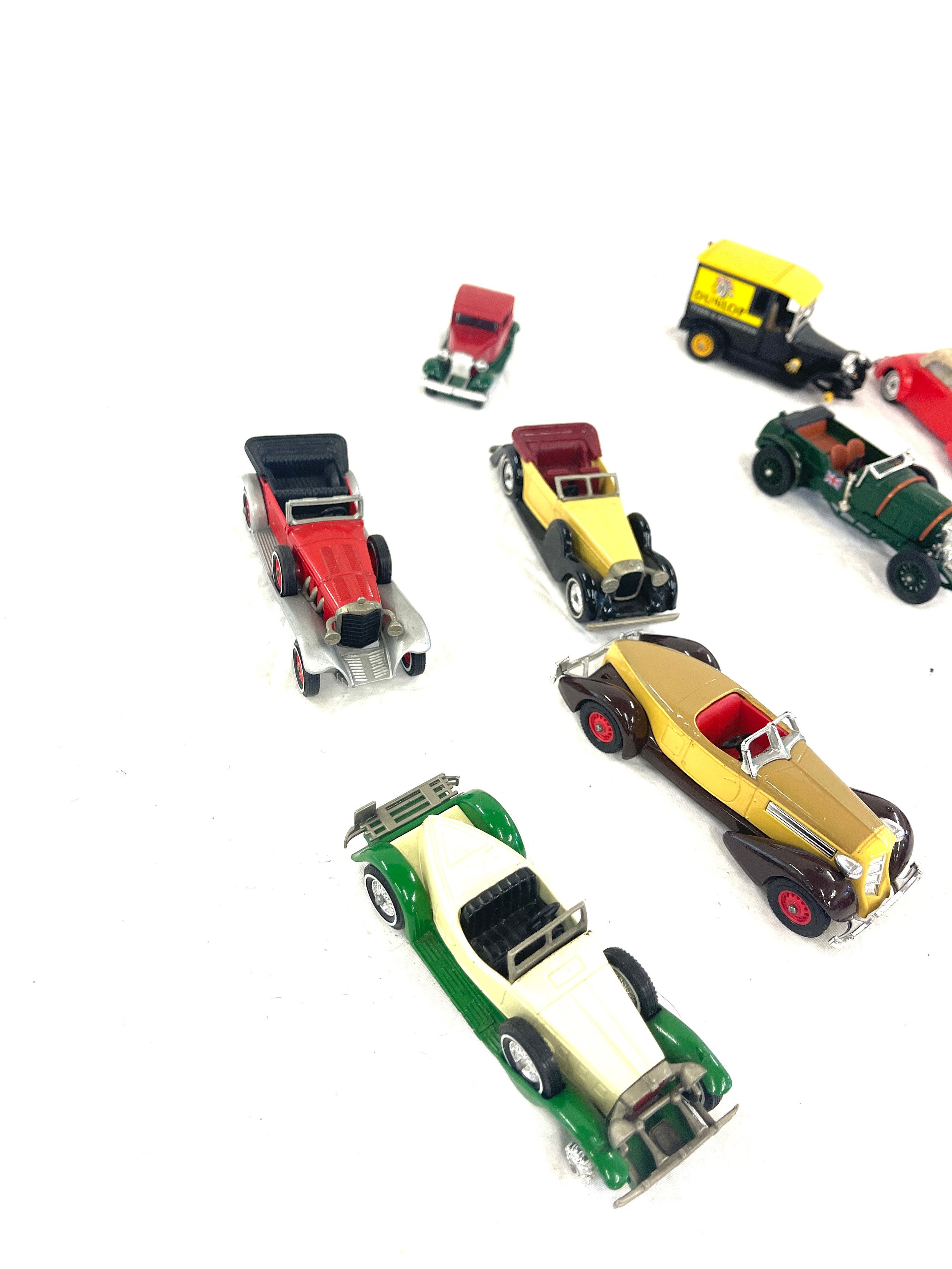 Selection vintage Matchbox Lesney Diecast cars - Image 2 of 4