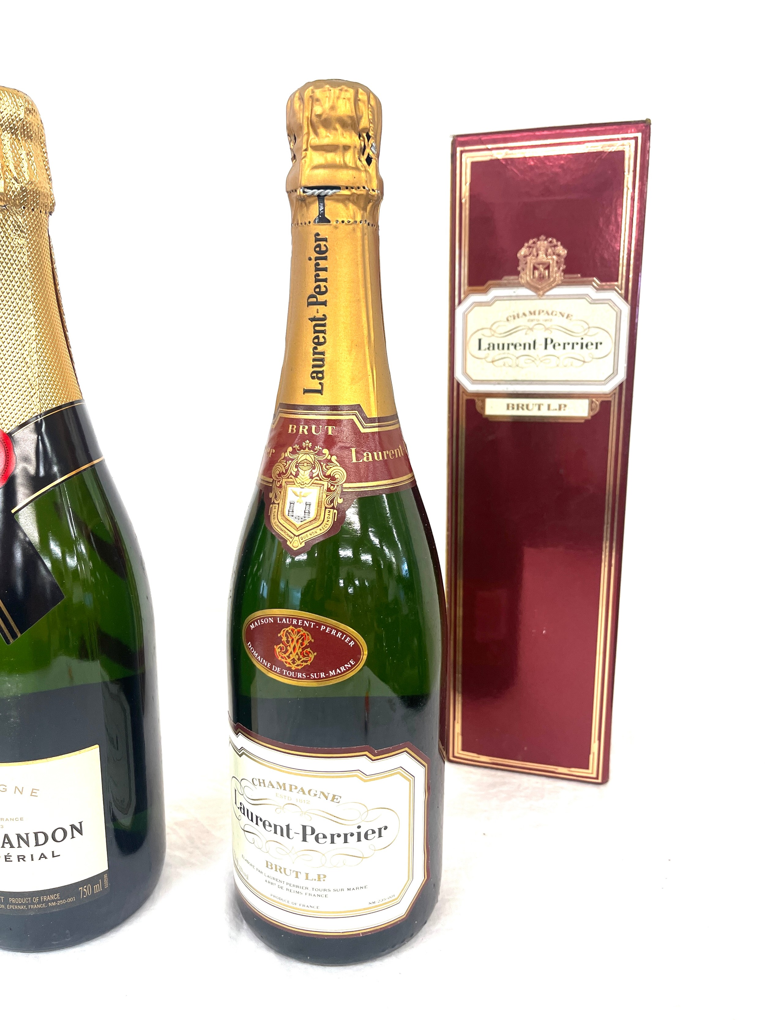 Boxed Moet and Chandon Champagne 750ml, 1 bottle Laurent Perrier Champagne. in presentation box - Image 3 of 3