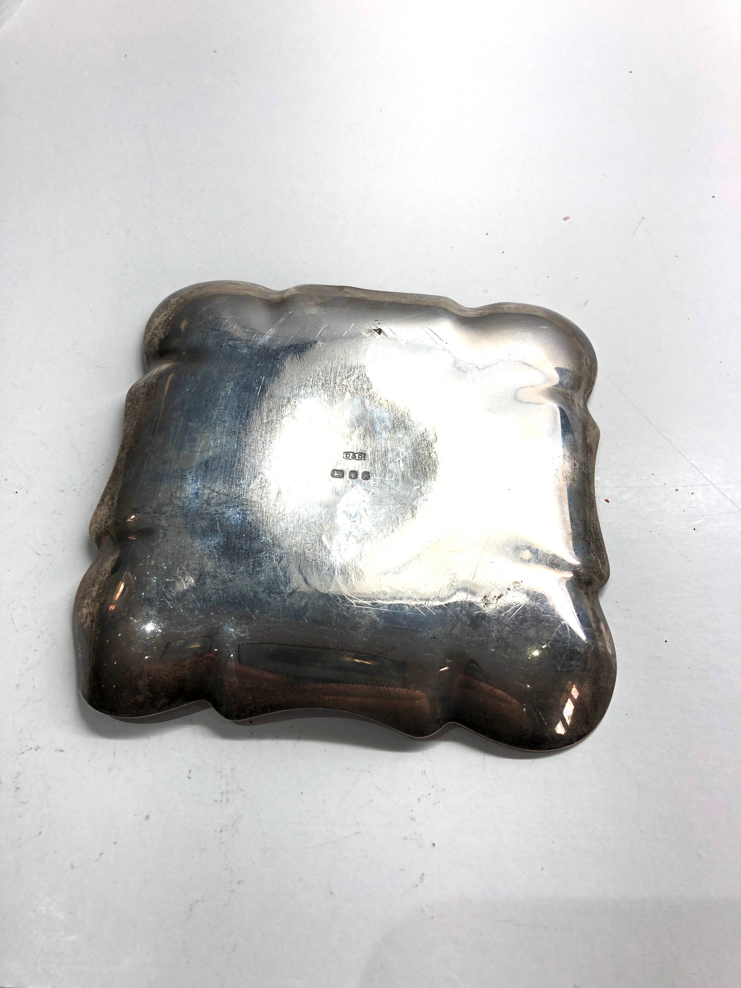 Small silver tray weight 84g - Image 2 of 3