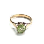 9ct gold peridot ring weight 2.4g