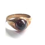 9ct gold antique garnet dress ring (3.4g) damaged shank