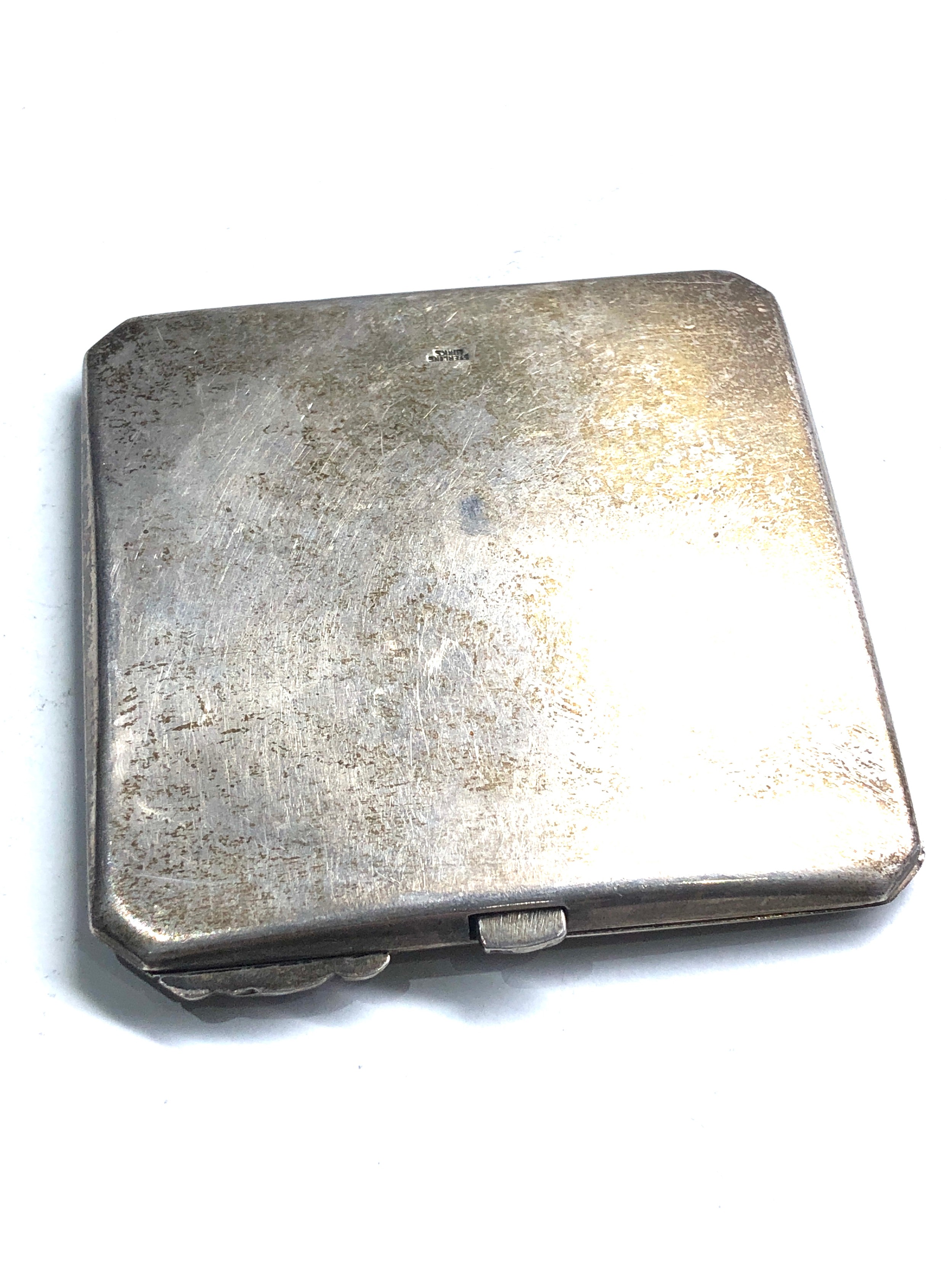 Silver compact measures approx 6.5 cm dia weight 70g no mirror etc - Image 2 of 4