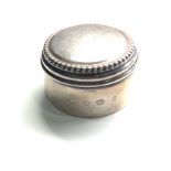 Vintage round silver trinket box measures approx 6cm dia height 3.5cm weight 65