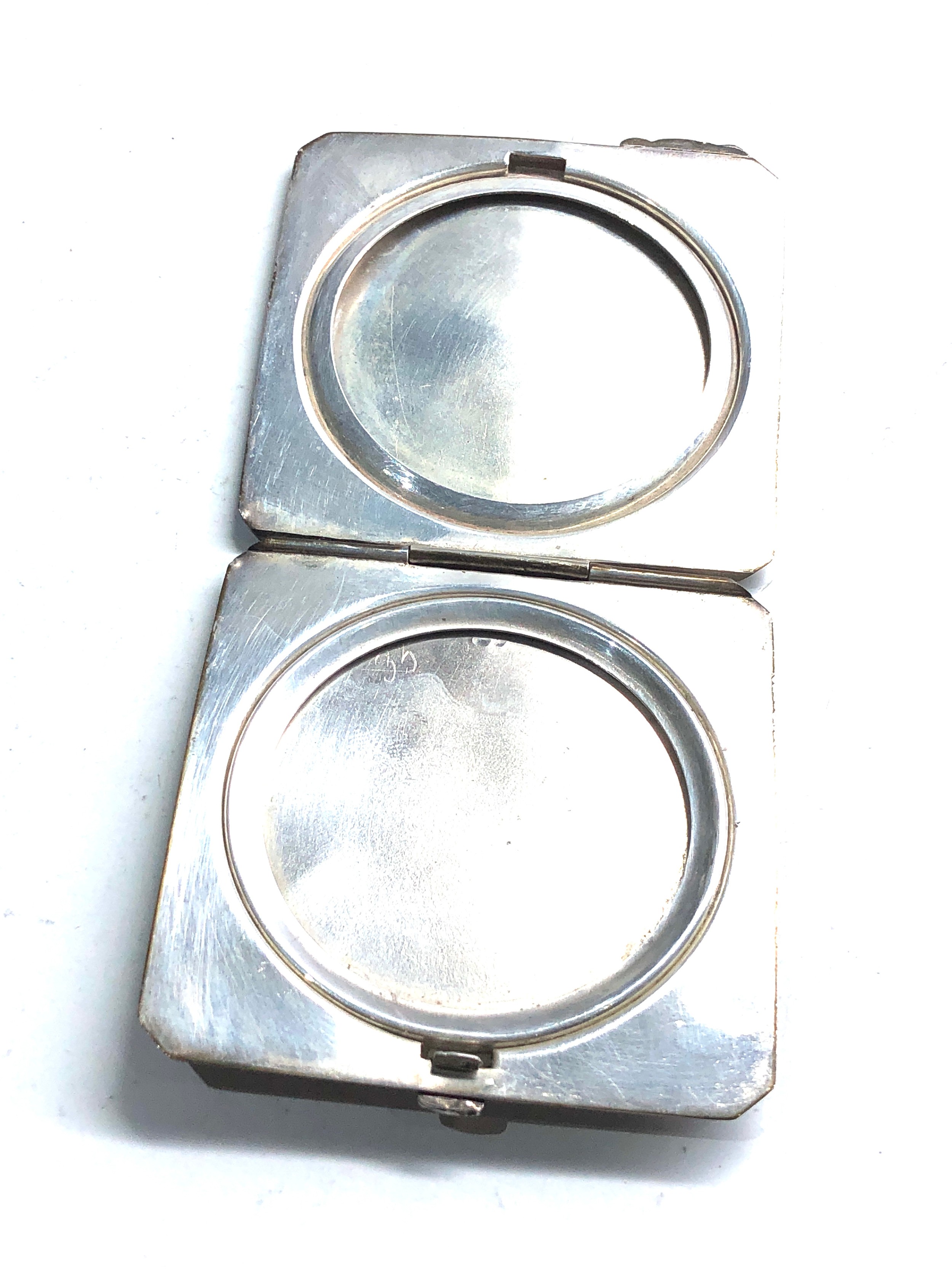 Silver compact measures approx 6.5 cm dia weight 70g no mirror etc - Image 3 of 4
