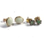 2 x 9ct gold gemstone earrings inc. emerald, jadeite (2.2g)