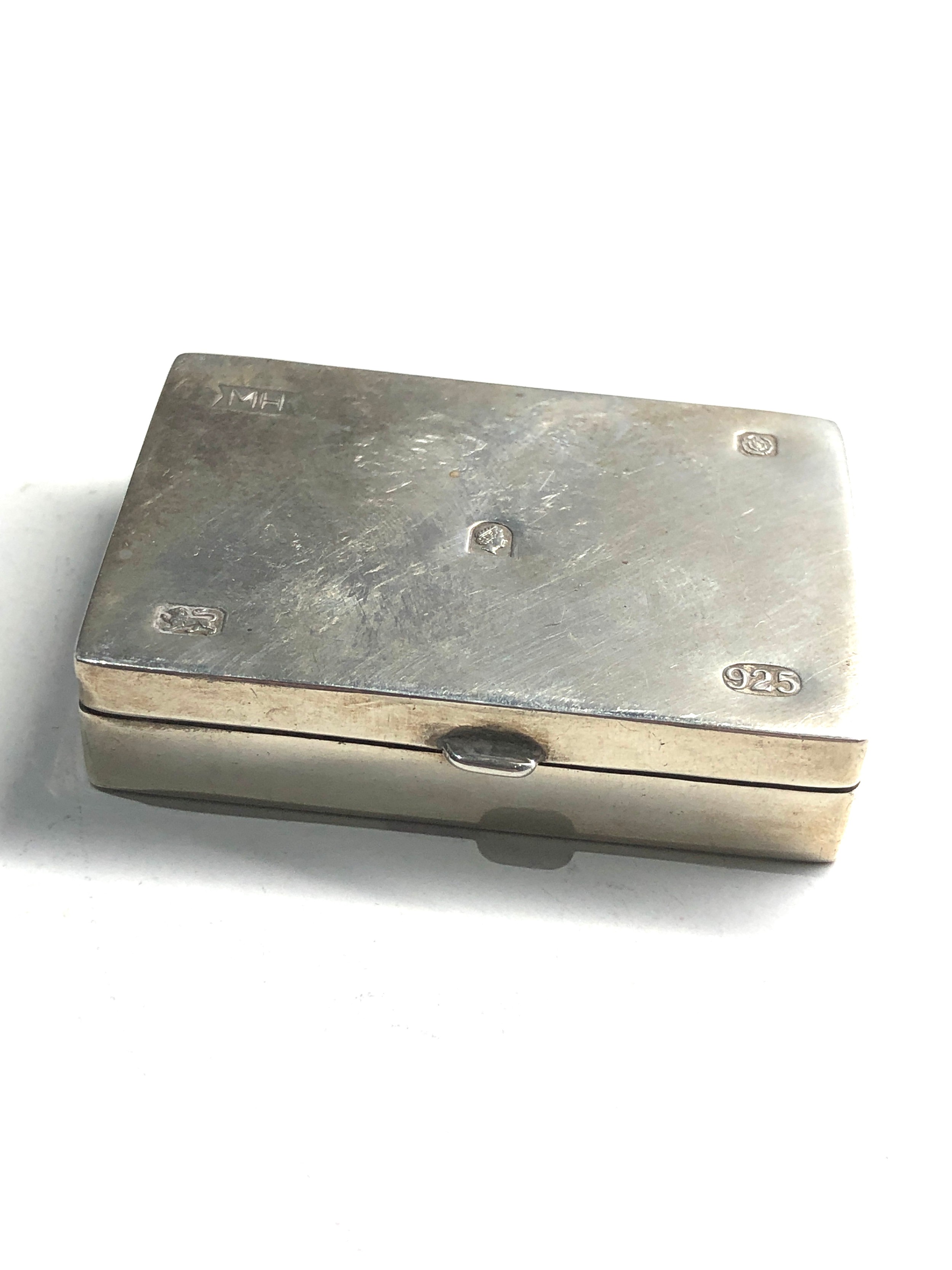 Vintage silver pill / snuff box