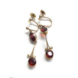 Antique 9ct gold garnet earrings weight 2.7g