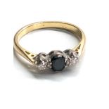 18ct gold sapphire & diamond ring weight 2.8g