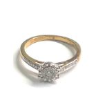 9ct gold diamond ring weight 2g