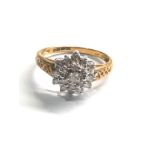 9ct gold diamond cluster dress ring (2.9g)