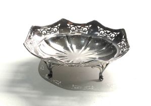 Pierced silver sweet dish measures approx 13cm by 10cm height 5cm weight 96g