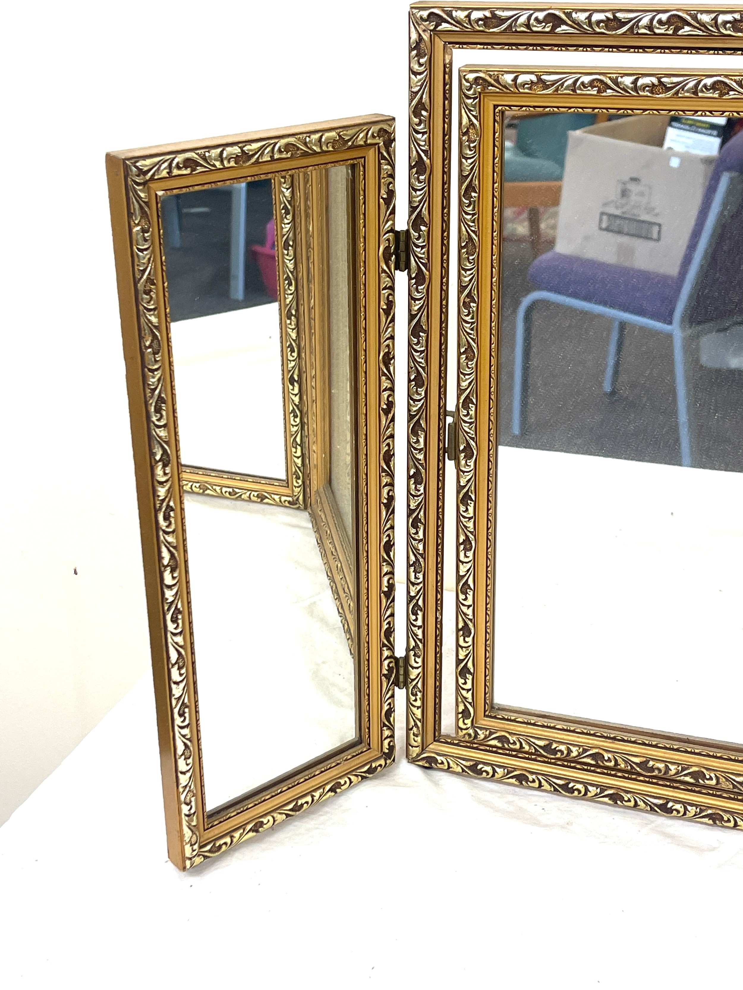 Gilt framed triple dressing table mirror, Height 17 inches, width folded out 25.5 inches - Image 4 of 4