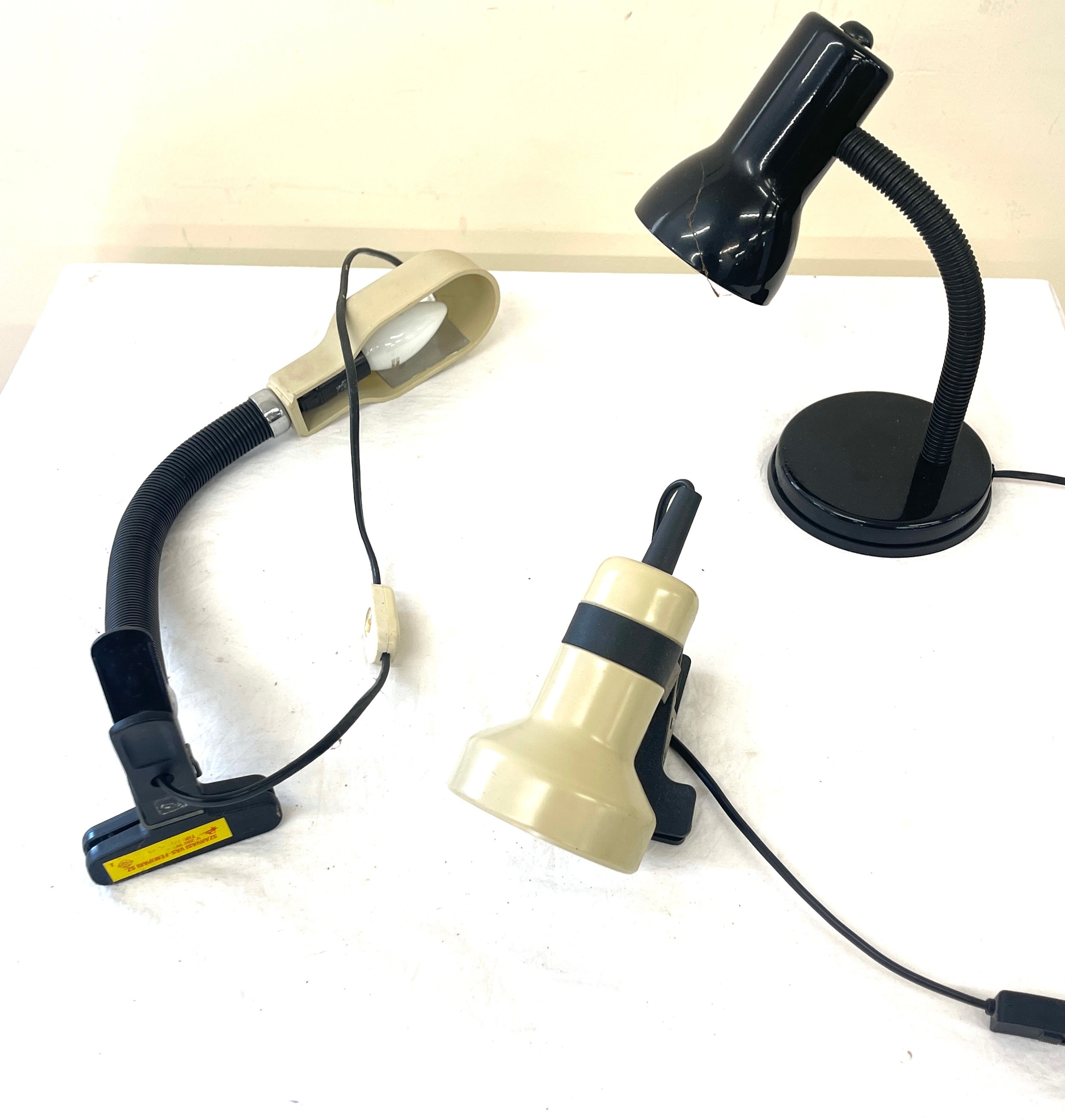 Selection of working desk lamps