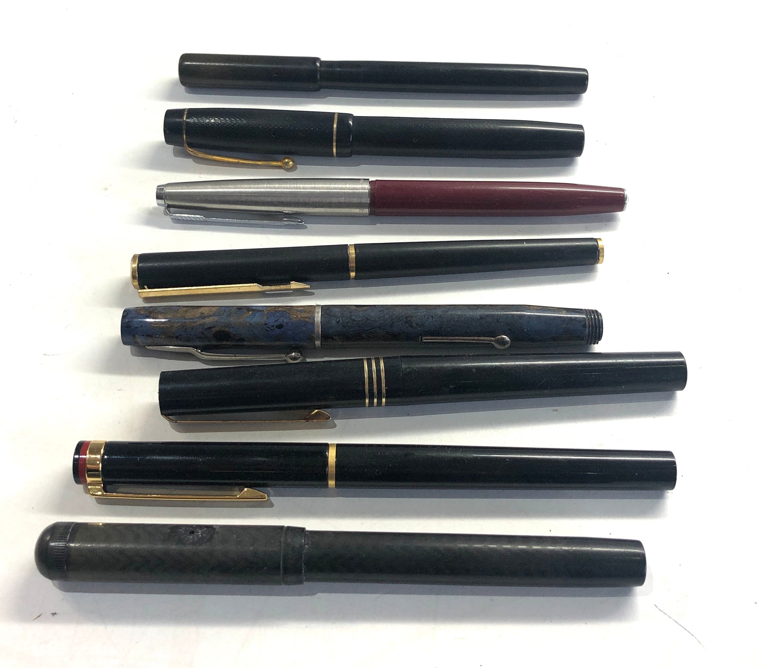 selection of vintage & later fountain pens 2 with 14ct gold nibs