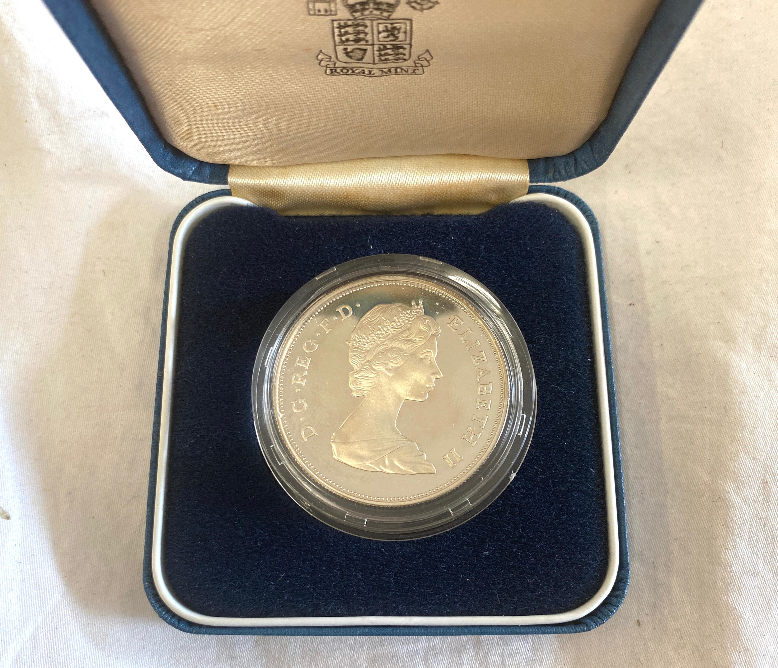 Royal mint The Prince of Wales and Lady Diana spencer silver commemorative coin - Image 3 of 3