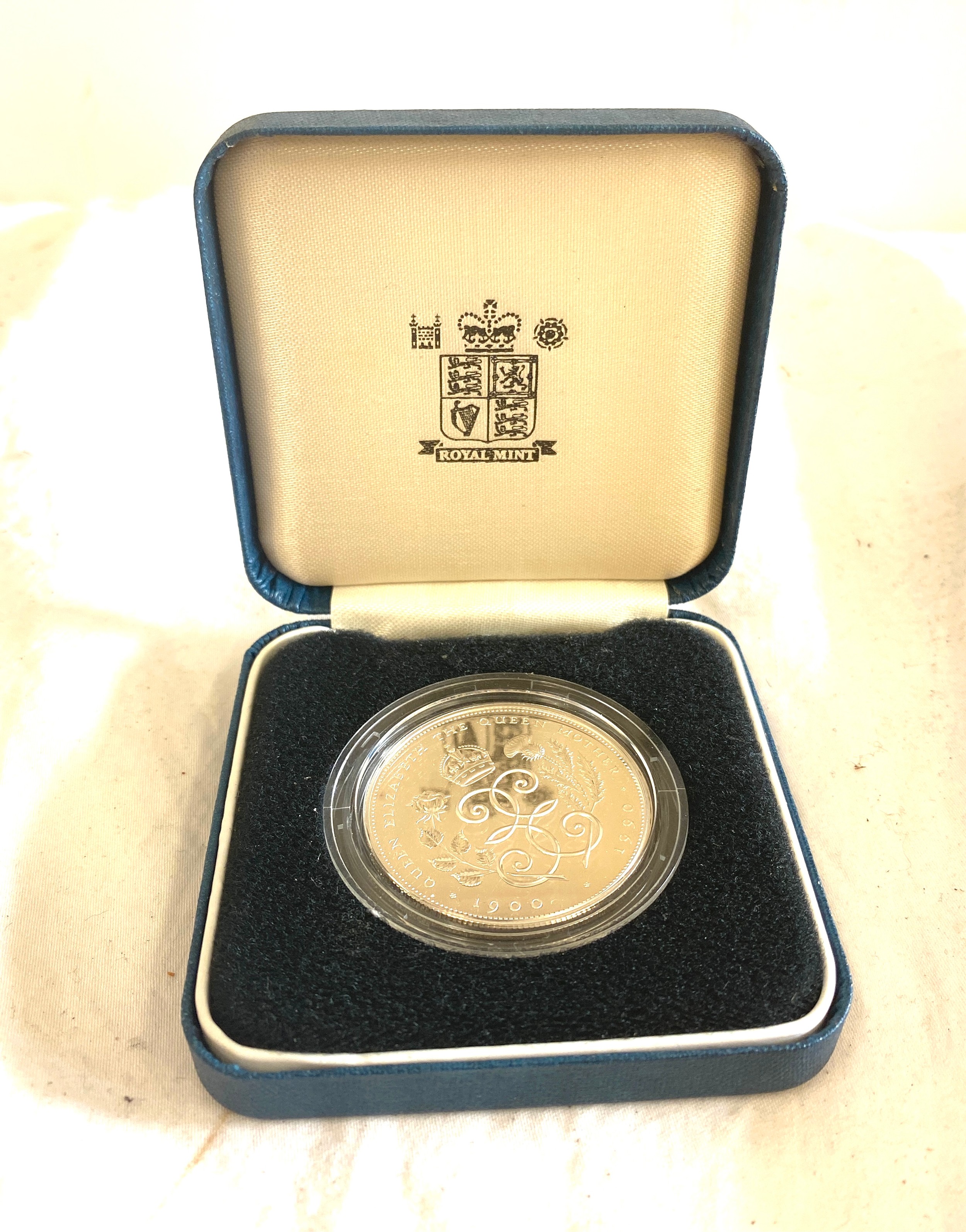 Royal mint the Queen Mother commemorative coin