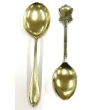 2 Vintage London silver spoons, approximate weight 27.5g