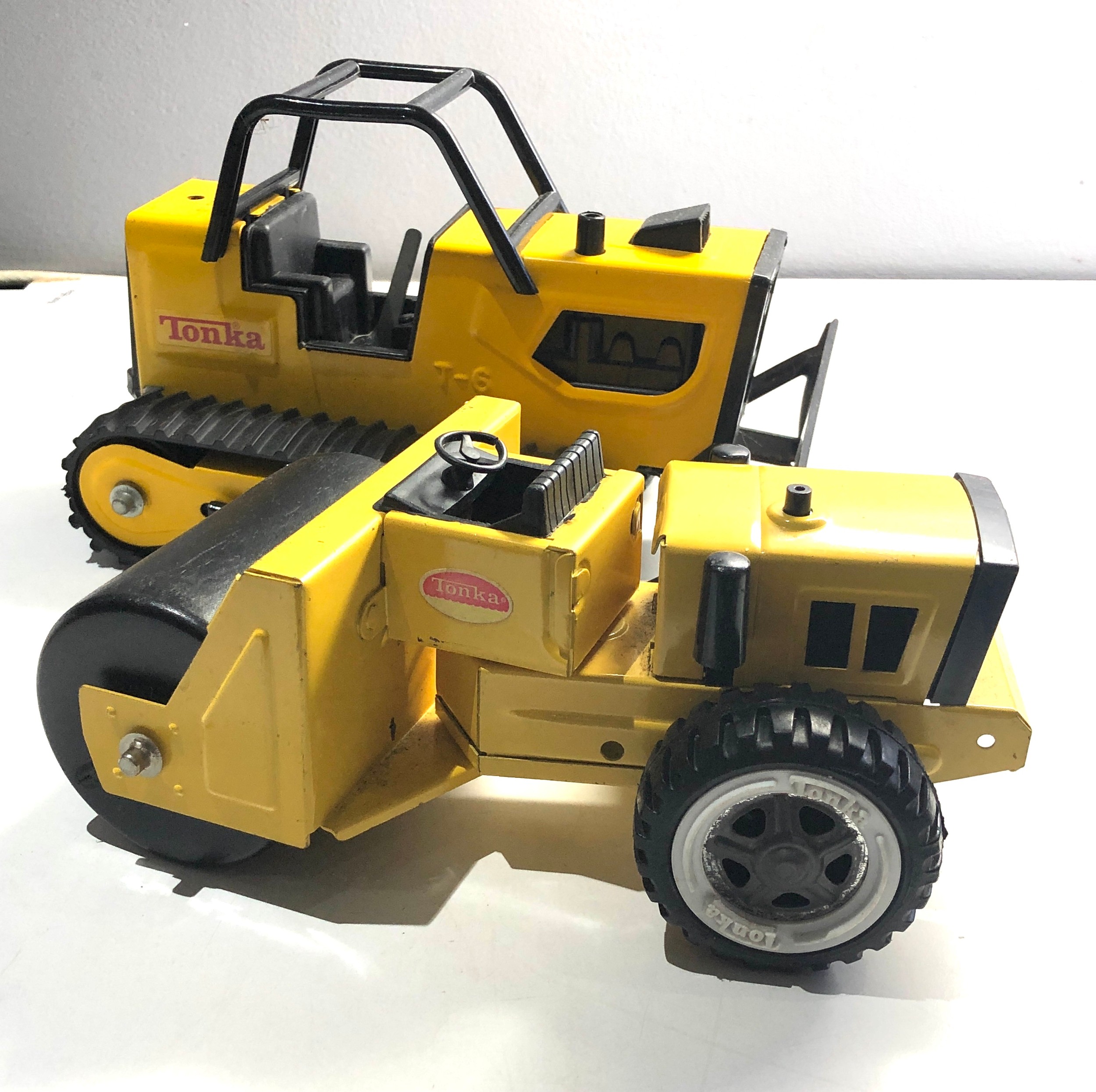 2 vintage Tonka toys bulldozer & roller truck - Image 3 of 4